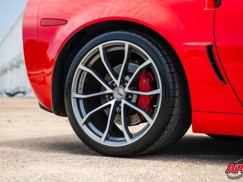 Used 2013 Chevrolet Corvette 427 w/ 1SC Preferred Equipment Group RWD image 58
