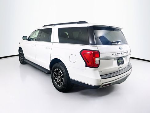 Used 2024 Ford Expedition Max XLT image 5