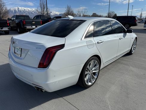 Used 2017 Cadillac CT6 Platinum image 3