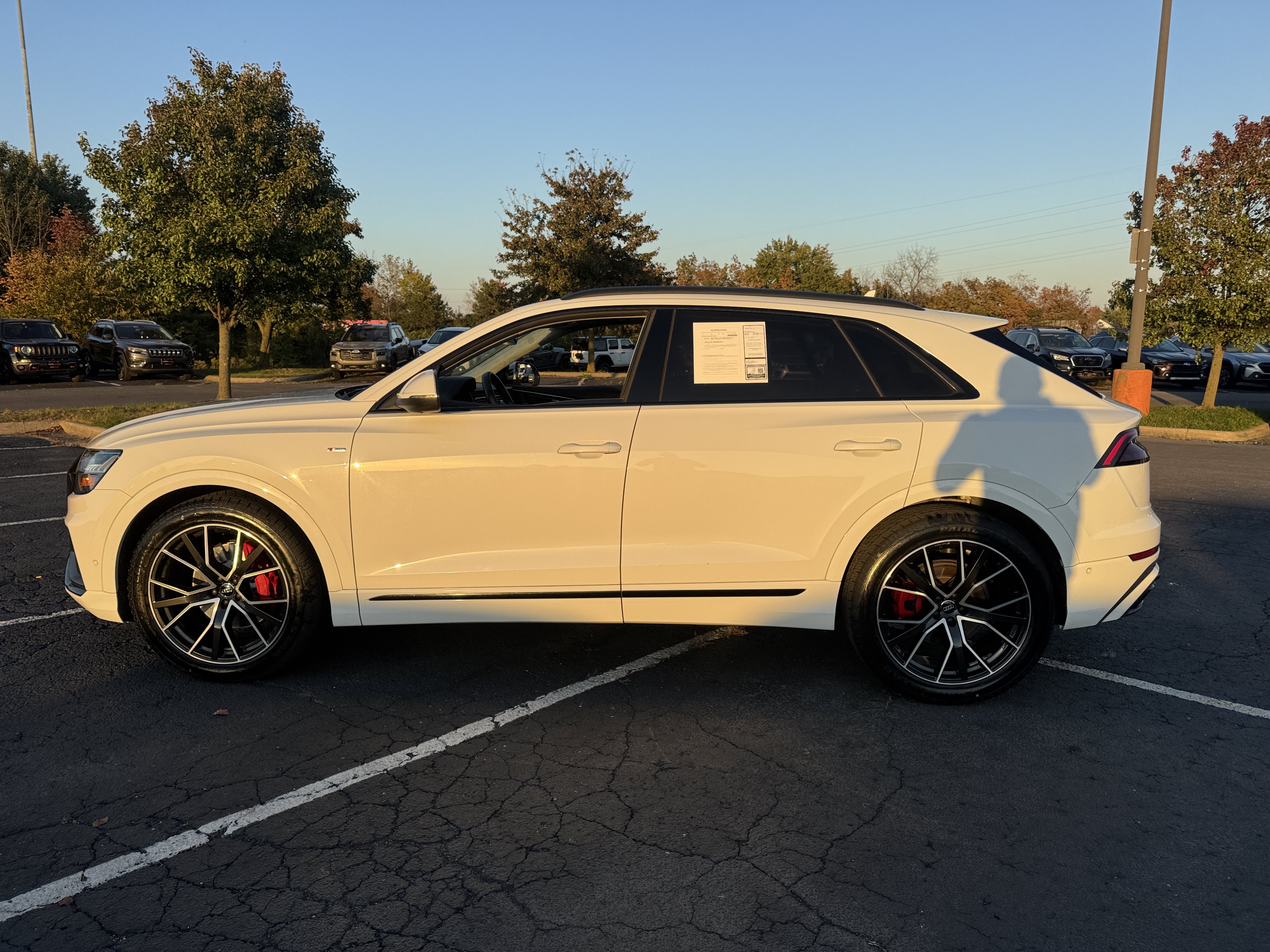 Used 2019 Audi Q8 Prestige w/ Luxury Package AWD/4WD image 7