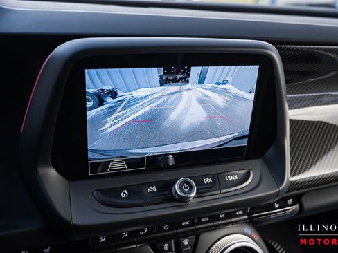 Used 2020 Chevrolet Camaro SS image 29