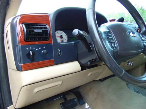 Used 2005 Ford F250 Lariat AWD/4WD image 18