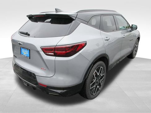 Certified 2023 Chevrolet Blazer RS w/ Driver Confidence II Package FWD image 5