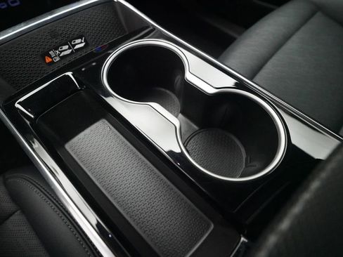 Used 2025 Chevrolet Equinox LT w/ Convenience Package II image 17