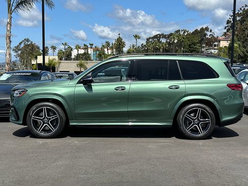 Used 2025 Mercedes-Benz GLS 450 4MATIC image 6