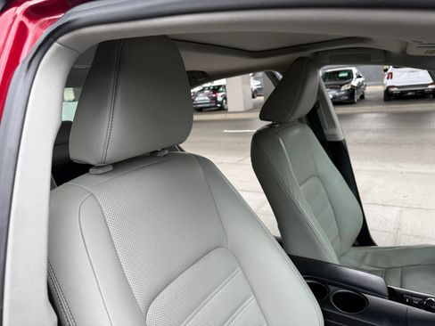 Used 2014 Lexus IS 250 AWD w/ Luxury Package w/Gray Wood image 25