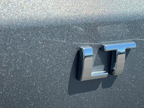 Used 2023 Chevrolet TrailBlazer LT FWD image 38