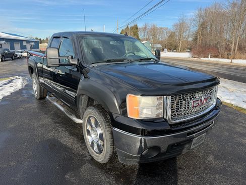 Used 2011 GMC Sierra 1500 SLE w/ Power Tech Package image 3