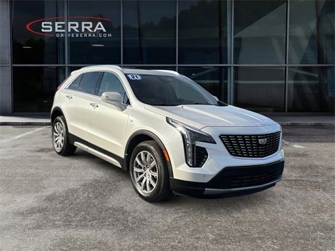 Used 2021 Cadillac XT4 Premium Luxury w/ Cold Weather Package image 7