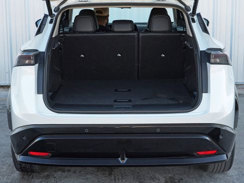 Used 2025 Nissan Ariya FWD image 9