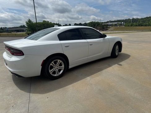 Used 2023 Dodge Charger SXT RWD image 6