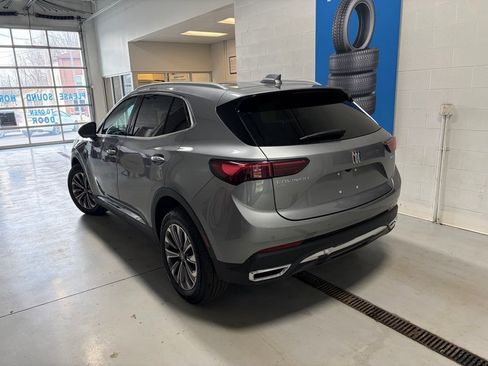 Used 2025 Buick Envision Preferred image 7