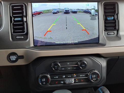 Used 2024 Ford Bronco Wildtrak AWD/4WD image 16