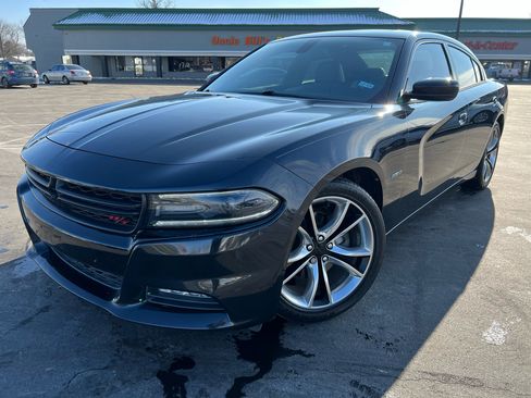 Used 2015 Dodge Charger R/T image 30