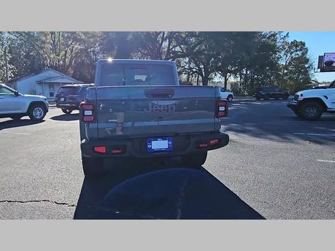 New 2026 Jeep Gladiator Rubicon w/ Safety Group image 29