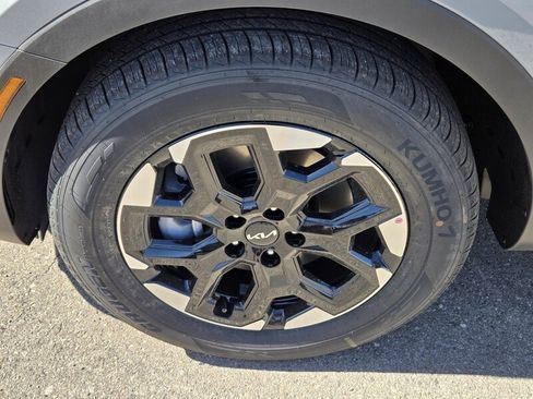 New 2026 Kia Sorento S FWD image 5