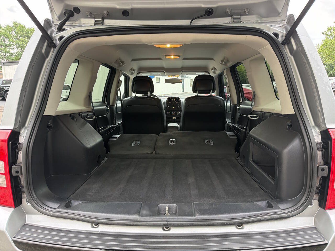 Used 2015 Jeep Patriot Sport w/ Power Value Group AWD/4WD image 22