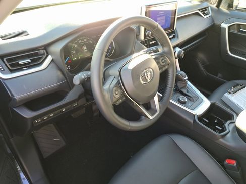 Certified 2025 Toyota RAV4 XLE Premium image 13