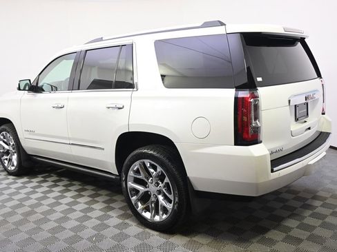 Used 2020 GMC Yukon Denali w/ Denali Ultimate Package AWD/4WD image 3