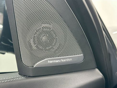 New 2025 BMW X5 M Competition w/ Executive Package image 18