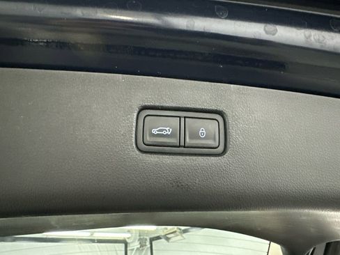 Used 2024 Genesis GV80 2.5T AWD/4WD image 21