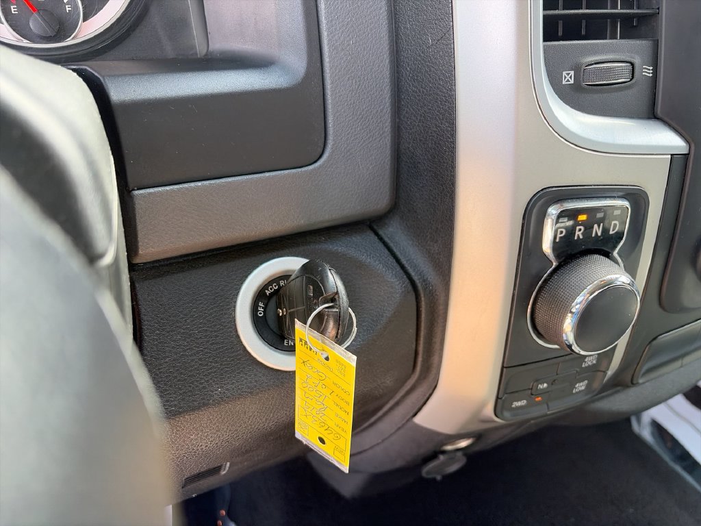 Used 2019 RAM 1500 Classic SLT AWD/4WD image 22