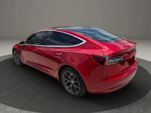 Used 2018 Tesla Model 3 Long Range RWD image 3