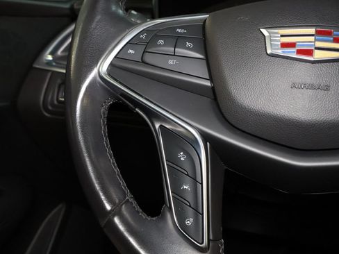 Used 2018 Cadillac XT5 Luxury w/ Driver Awareness Package AWD/4WD image 21