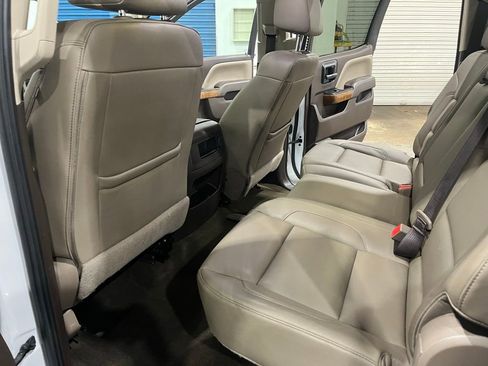 Used 2018 GMC Sierra 1500 SLT image 17