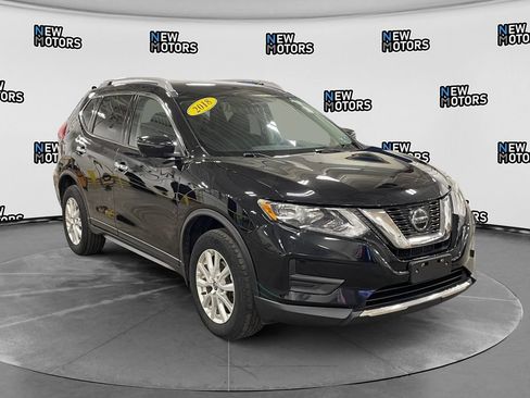Used 2018 Nissan Rogue SV w/ Premium Package AWD/4WD image 7