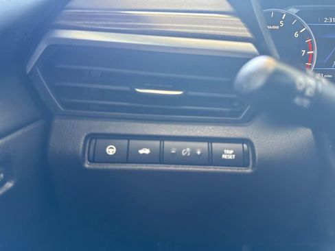 Used 2020 Nissan Altima 2.5 Platinum FWD image 18