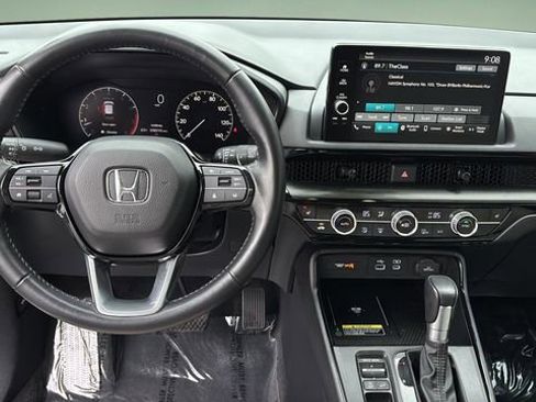Used 2025 Honda CR-V EX-L image 9