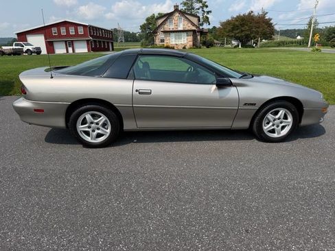 Used 1999 Chevrolet Camaro Z28 w/ Preferred Equipment Group 2 RWD image 7