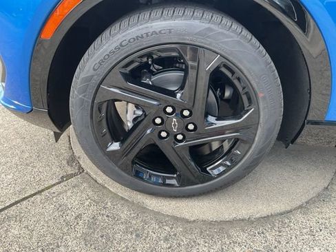 New 2026 Chevrolet Equinox EV RS image 11