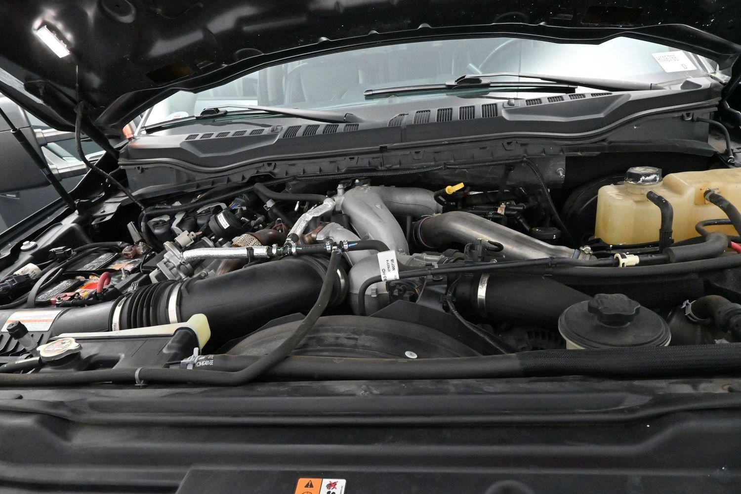 Used 2021 Ford F250 Lariat w/ Lariat Value Package AWD/4WD image 40
