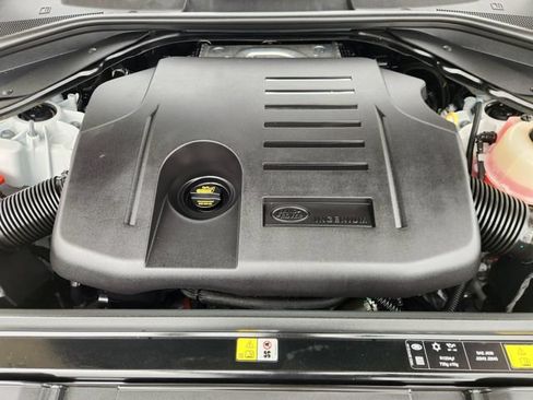 Used 2025 Land Rover Range Rover Autobiography AWD/4WD image 34
