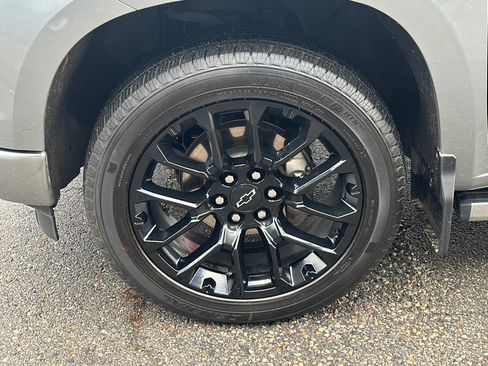 Used 2023 Chevrolet Silverado 1500 High Country w/ Technology Package image 47