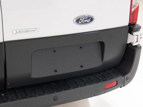 Used 2018 Ford Transit 250 130 Medium Roof image 17