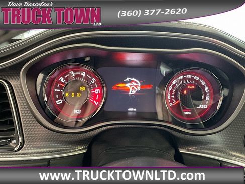 Used 2020 Dodge Challenger SRT Hellcat w/ Plus Package RWD image 19