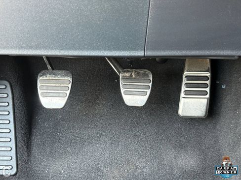Used 2025 Ford Mustang GT Premium RWD image 26