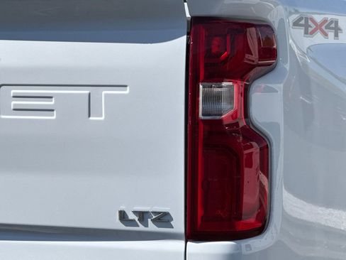 Used 2024 Chevrolet Silverado 2500 LTZ image 45