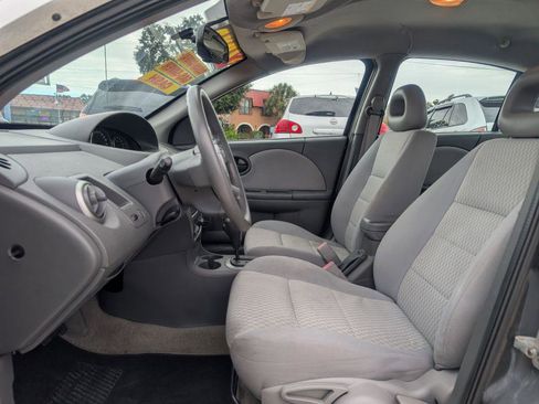 Used 2007 Saturn ION Level 2 w/ Preferred Pkg image 9