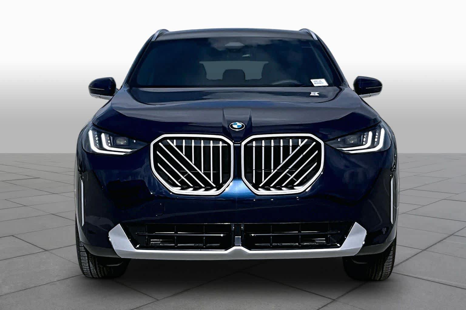 Used 2026 BMW X3 xDrive30i w/ Convenience Package AWD/4WD image 3