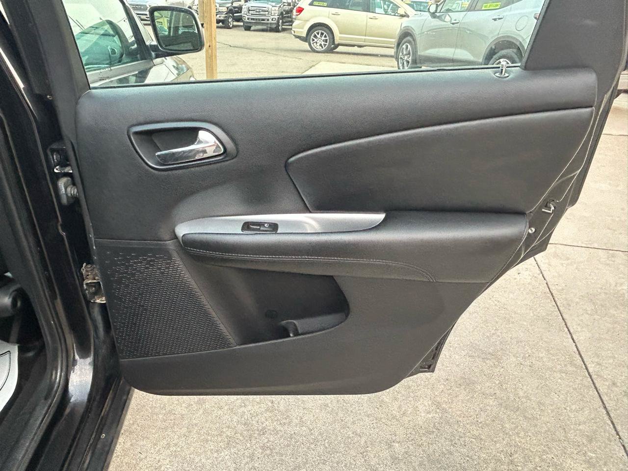Used 2012 Dodge Journey FWD image 15