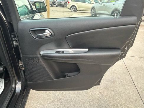 Used 2012 Dodge Journey FWD image 15