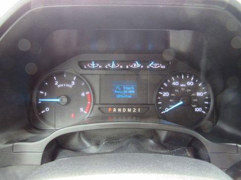 Used 2017 Ford F550 2WD Crew Cab Super Duty image 41