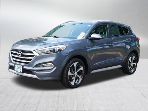 Used 2017 Hyundai Tucson Sport AWD/4WD image 3