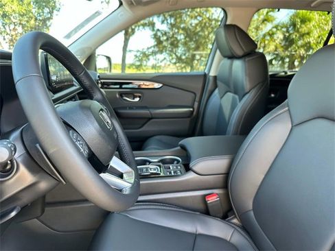 New 2025 Honda Pilot Touring image 21