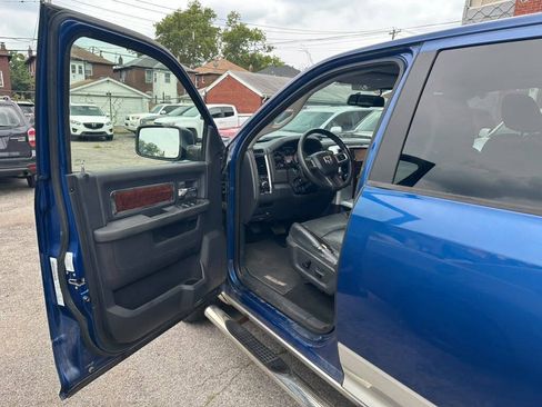Used 2009 Dodge Ram 1500 Truck Laramie AWD/4WD image 10