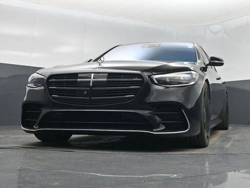 Used 2023 Mercedes-Benz S 580 4MATIC Sedan w/ AMG Line image 52